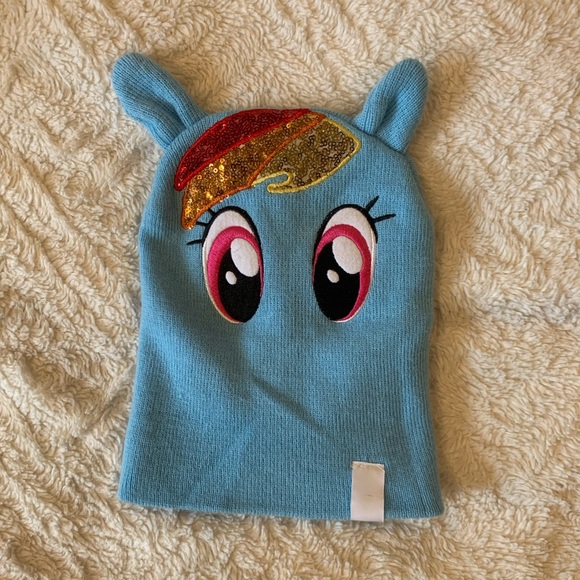 ⭐️Free With Purchase!⭐️ Winter hat- girls or boy, warm beanie - Picture 3 of 3